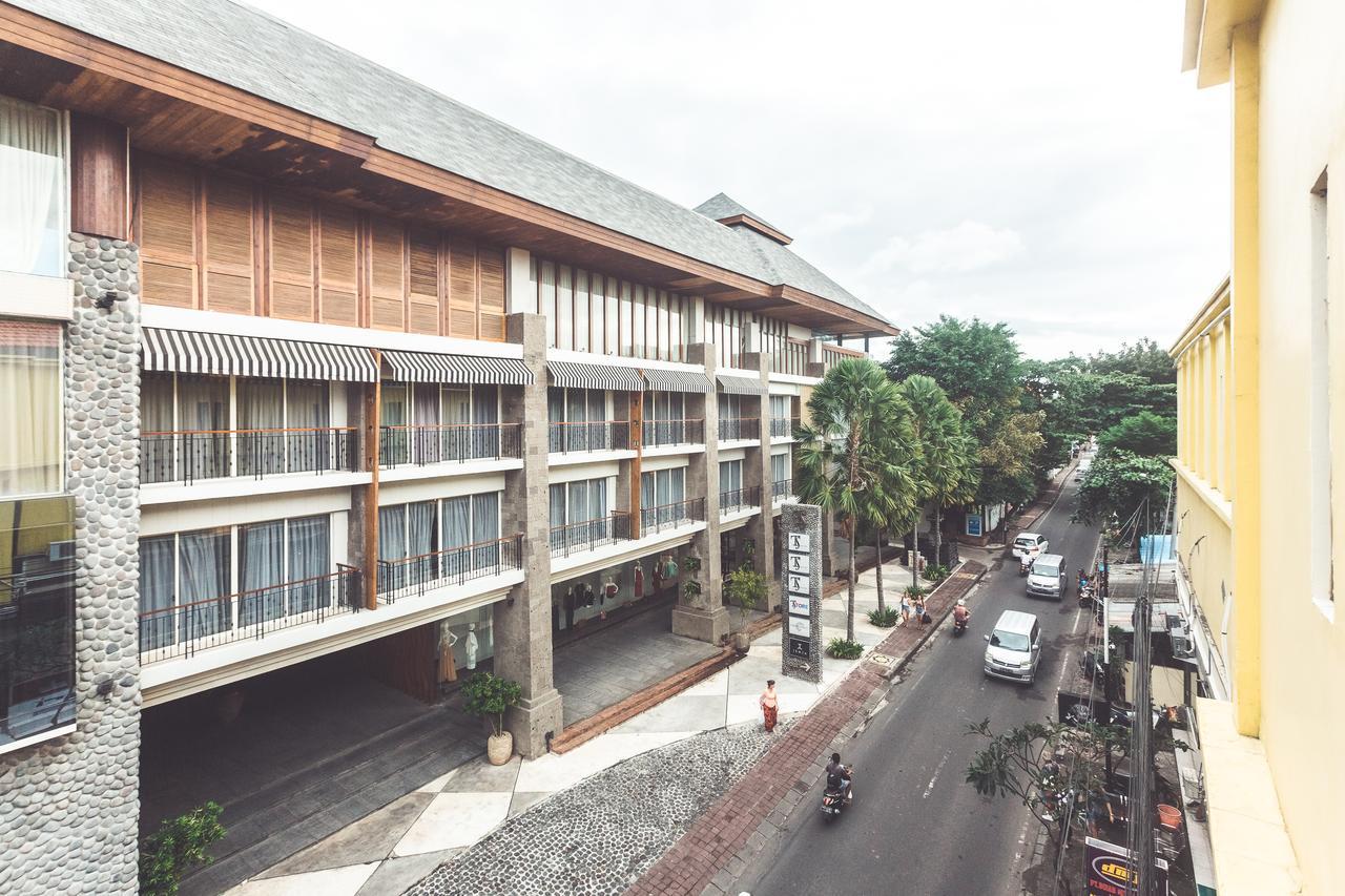 Hotel La Costa Central Seminyak  Exterior photo