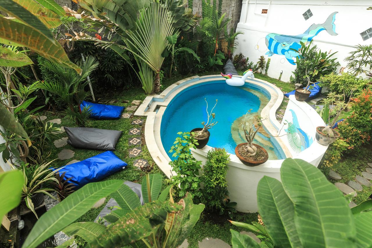Hotel La Costa Central Seminyak  Exterior photo